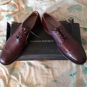 GENUINE ITALIAN LEATHER ((Banana Republic))  Shoes
